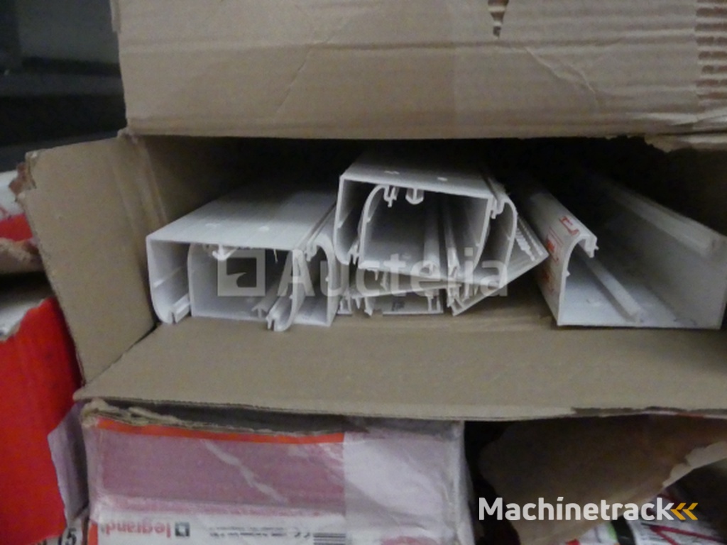 REF:Midi - Pal 1 fluo - Set kanalen, ellebogen en accessoires