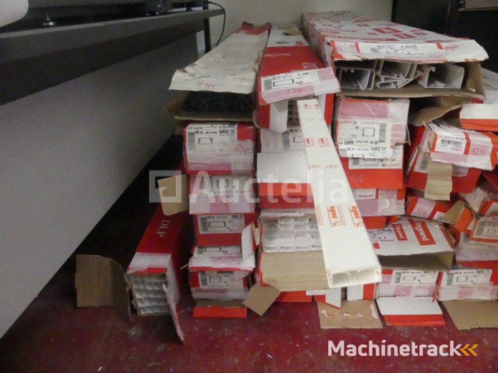 REF:Midi - Pal 1 fluo - Set kanalen, ellebogen en accessoires