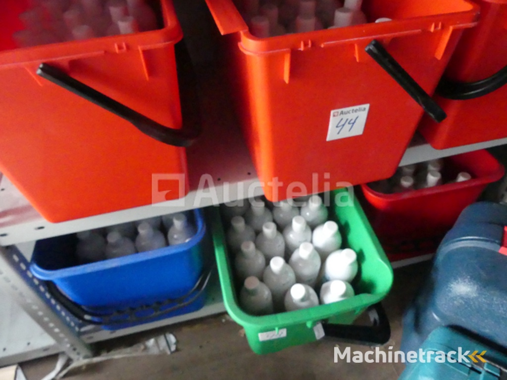 220 x 500 ml canisters of Alpheios Polacid stainless steel surface detergent