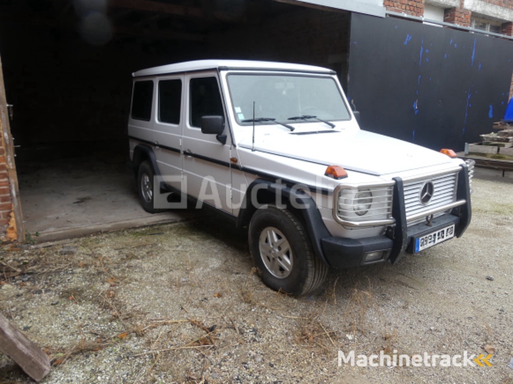 Voiture Mercedes-Benz 300 GD (1992-241.306 km)(VIN: WDB46332817084482)