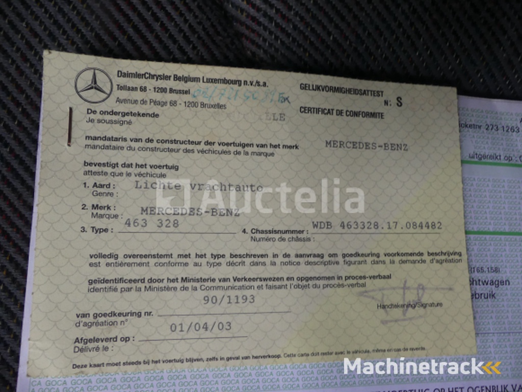 Voiture Mercedes-Benz 300 GD (1992-241.306 km)(VIN: WDB46332817084482)