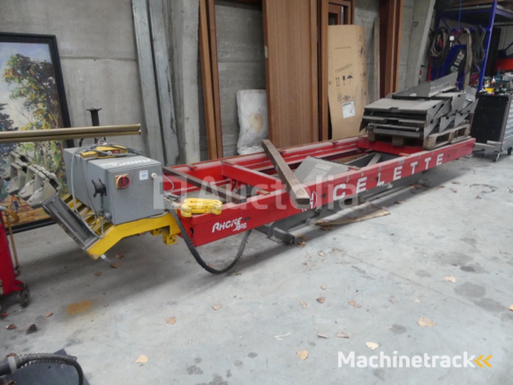 Celette Rhone 2800 body marble