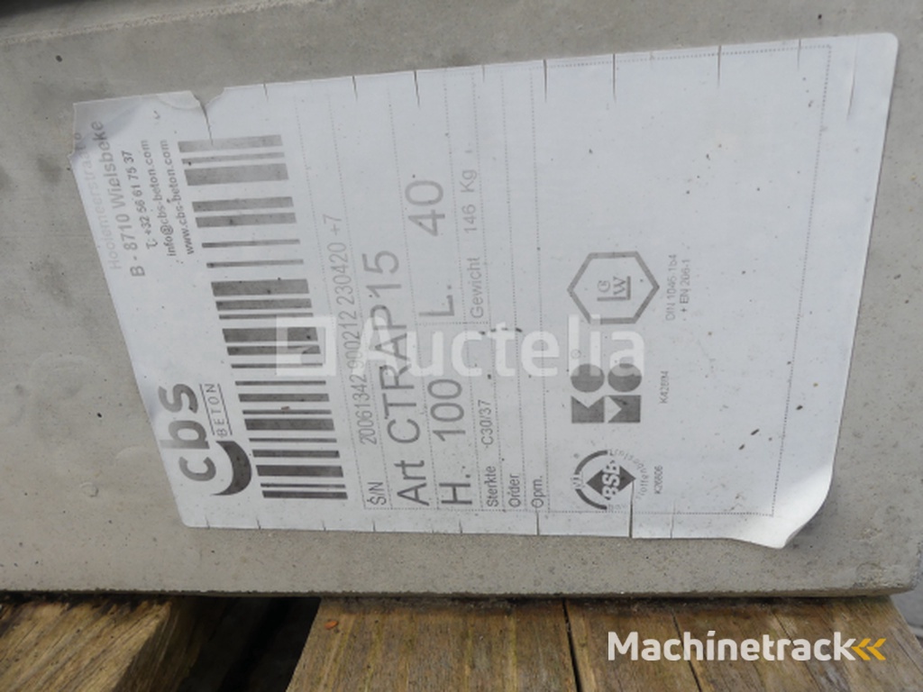 7 Betonnen stoepranden