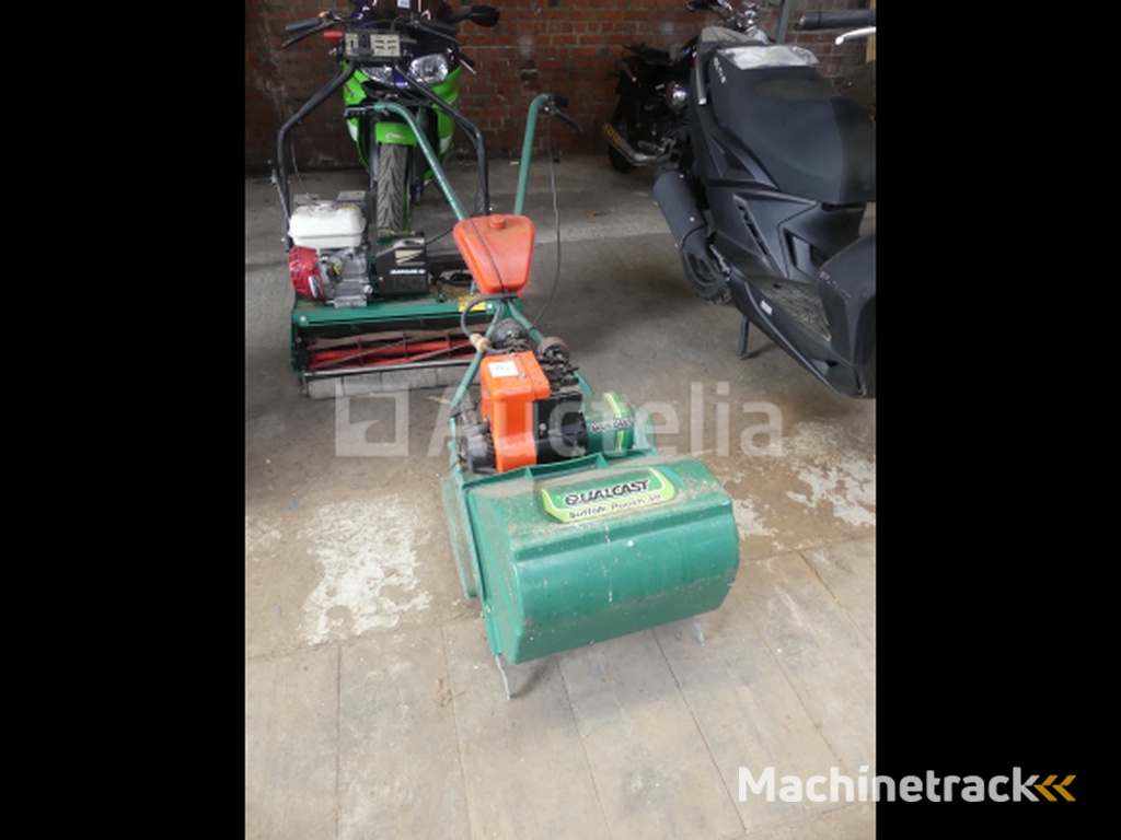 Vintage Suffolk Punch 30 Qualcast Lawn Mower with Roller