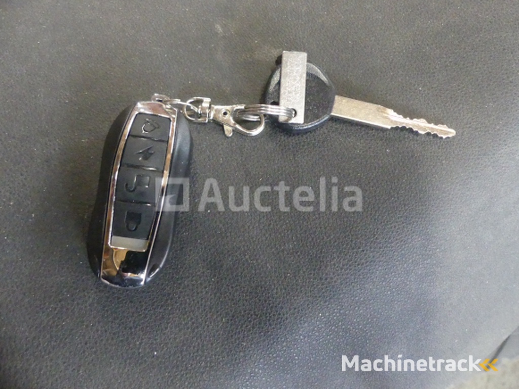 50cc Neco GPX Scooter(VIN: L4H9MA21XM6000118)