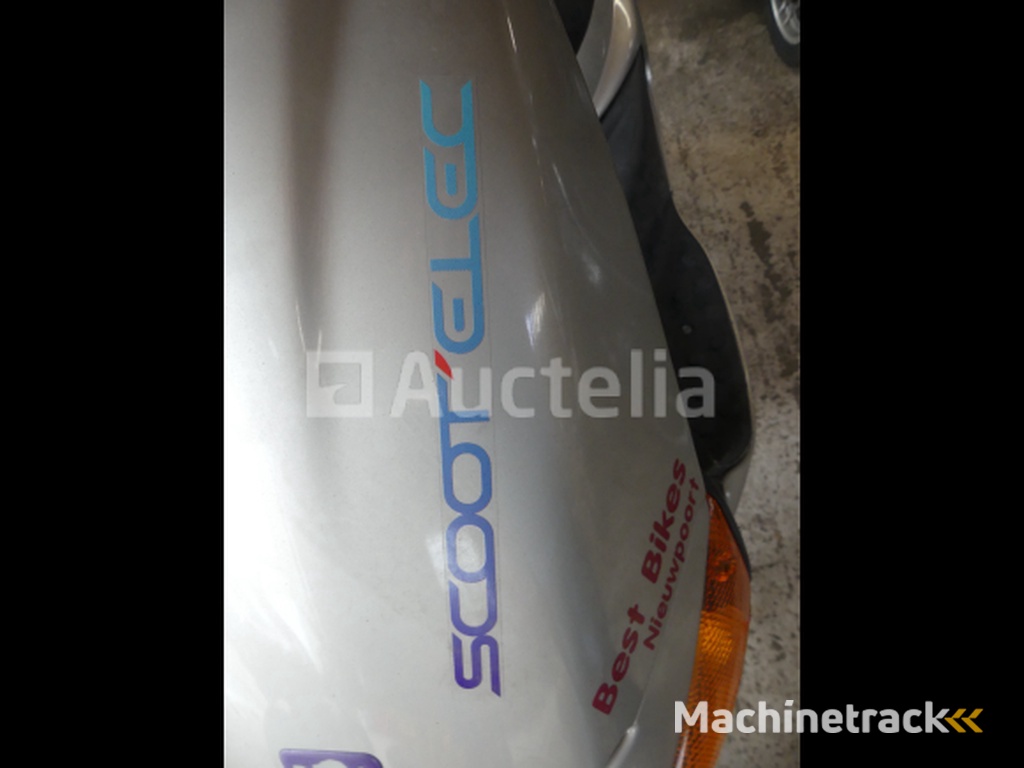 Peugeot Scoot'elec electric scooter