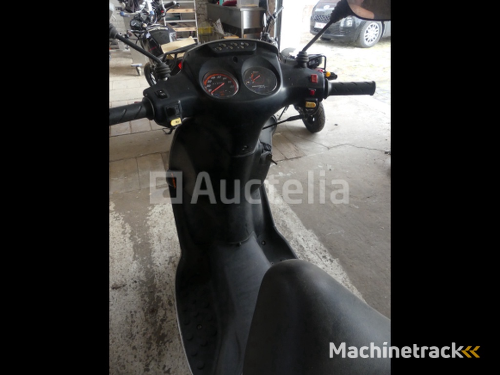 Peugeot Scoot'elec electric scooter