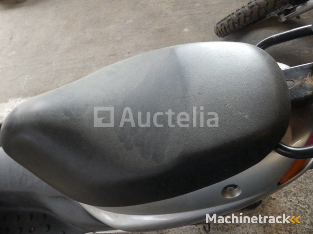 Peugeot Scoot'elec electric scooter