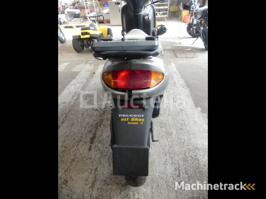 Peugeot Scoot'elec electric scooter