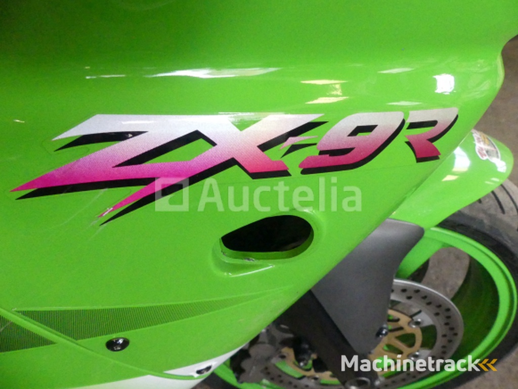 900cc Kawasaki ZX-9R Ninja Motorcycle(VIN: JKAZX900EEA012683)