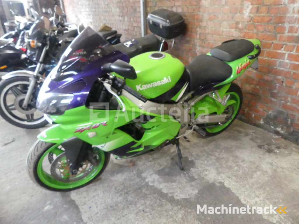 900cc Kawasaki ZX-9R Ninja Motorcycle(VIN: JKAZX900EEA012683)