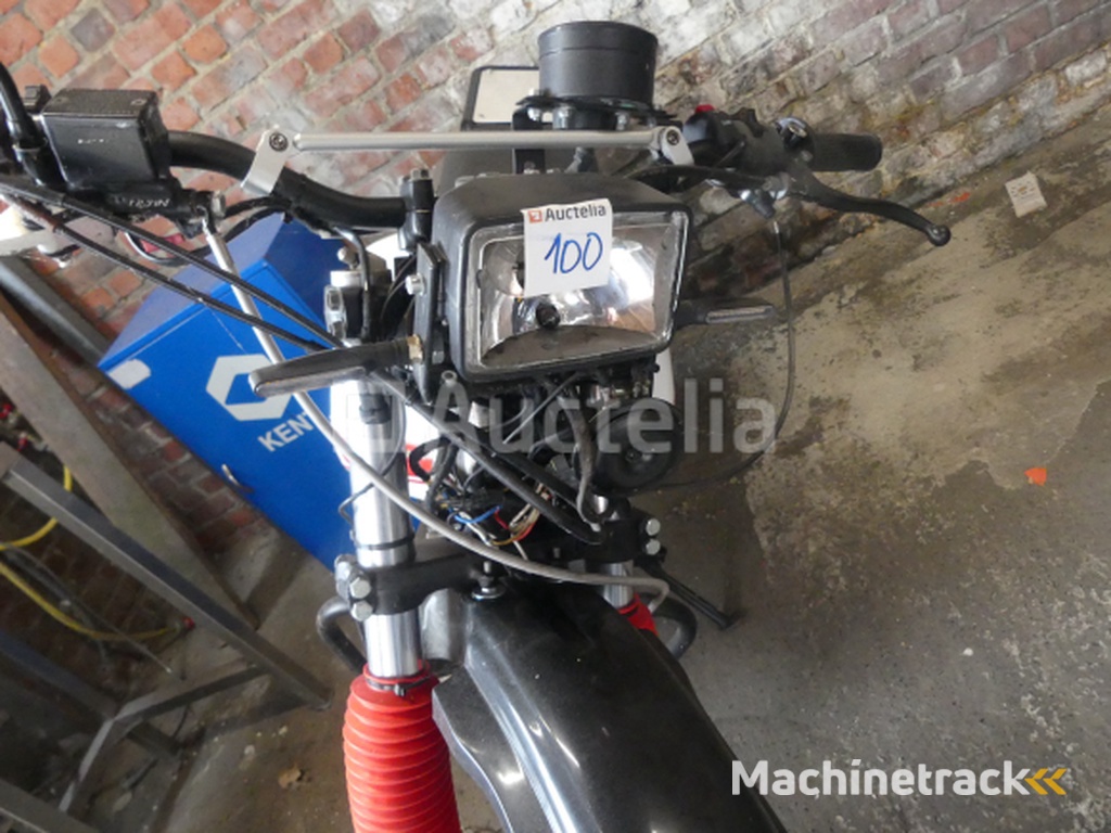 Yamaha XT125 125cc Motorcycle (VIN: 5Y3012220)