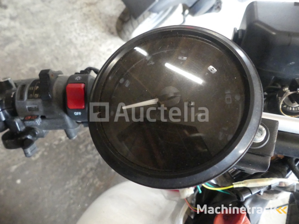 Yamaha XT125 125cc Motorcycle (VIN: 5Y3012220)