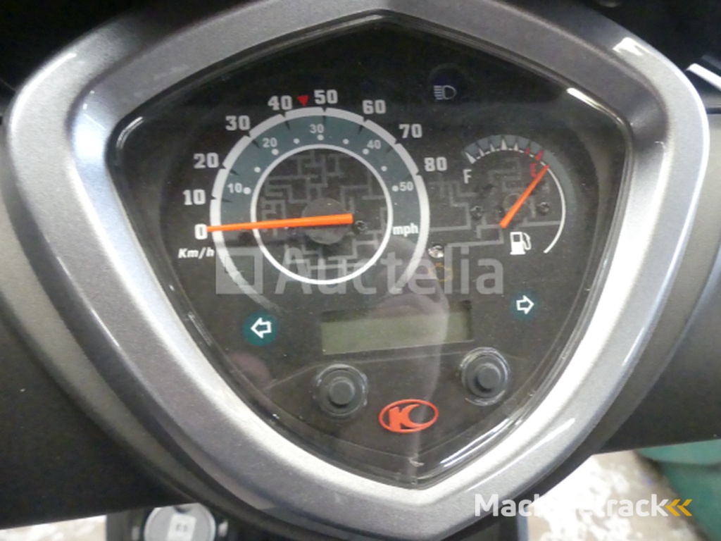 Scooter 50cc (zeer weinig km) Kymco Agility 16+ 50 4T (2024-826 km)(Vin: LC2CC0000R1002452)