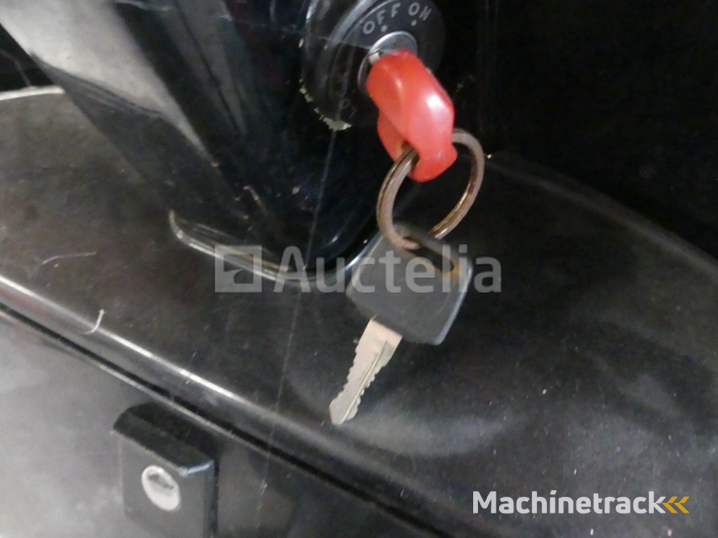 50cc Piaggio Vespa PK50XL Scooter (1991-27.340 km)(VI:V5X3T0047531)