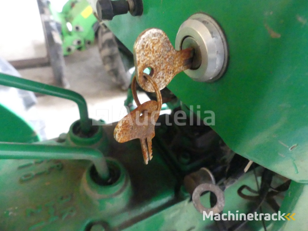 Vintage Mini Landbouw Tractor Merk en Model Onbekend