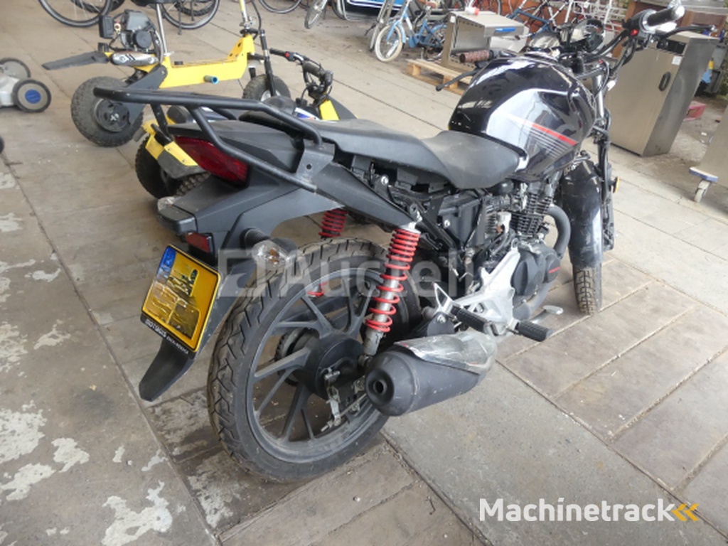 Honda CBF125 Motorcycle (VIN: LWBJC74A7H1021950)