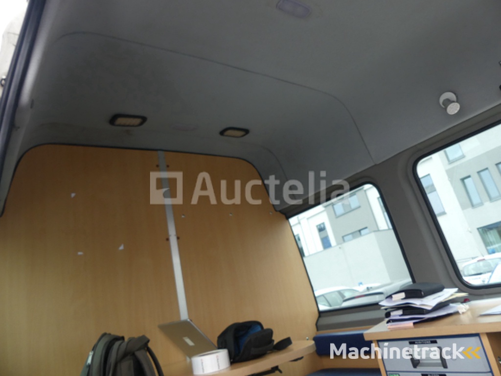 Volkswagen Crafter (2007-58.642 km-VIN:WV1ZZZ2EZ86007443)