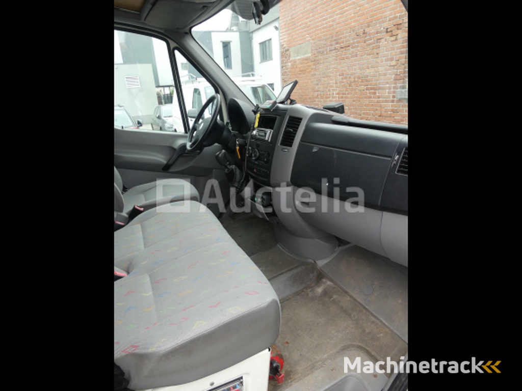 Volkswagen Crafter (2007-58.642 km-VIN:WV1ZZZ2EZ86007443)