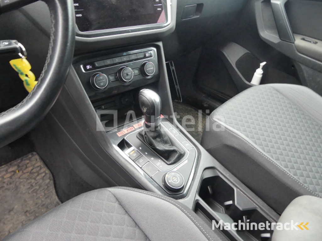 Mixed Car Volkswagen Tiguan (2019-201.688 km-VIN:WVGZZZ5NZKW362284)