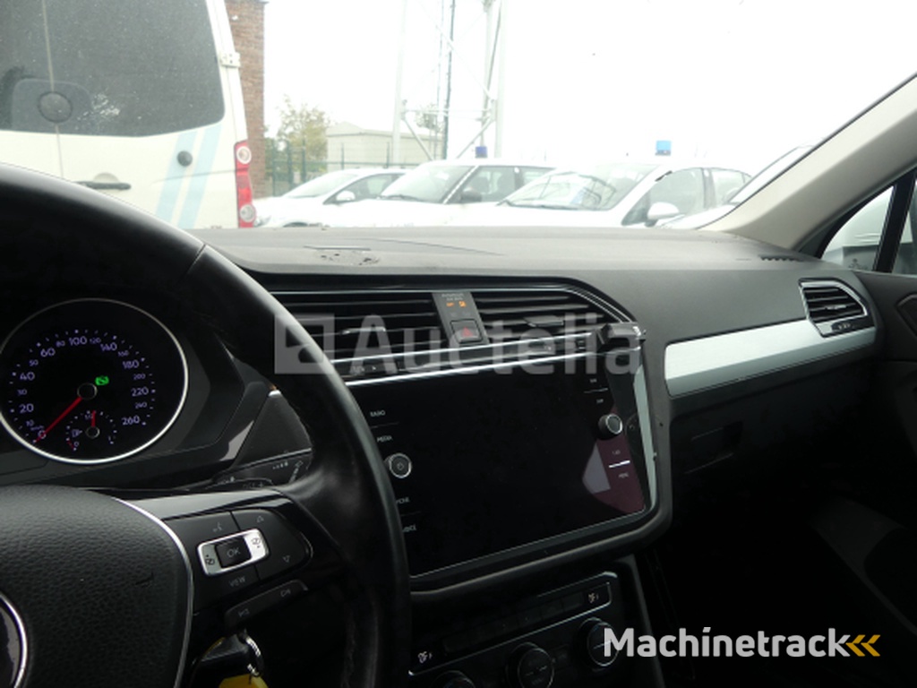 Mixed Car Volkswagen Tiguan (2019-201.688 km-VIN:WVGZZZ5NZKW362284)
