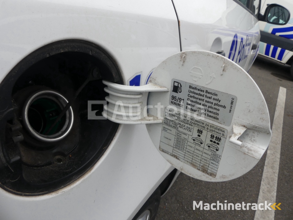 Gemengde auto Skoda Fabia (2011-78.246 km-VIN:NFM5FM52T11114N0)