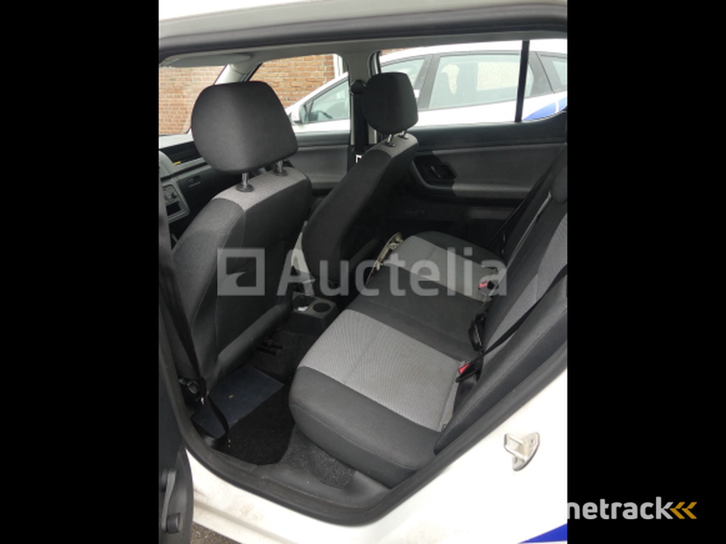 Gemengde auto Skoda Fabia (2011-78.246 km-VIN:NFM5FM52T11114N0)