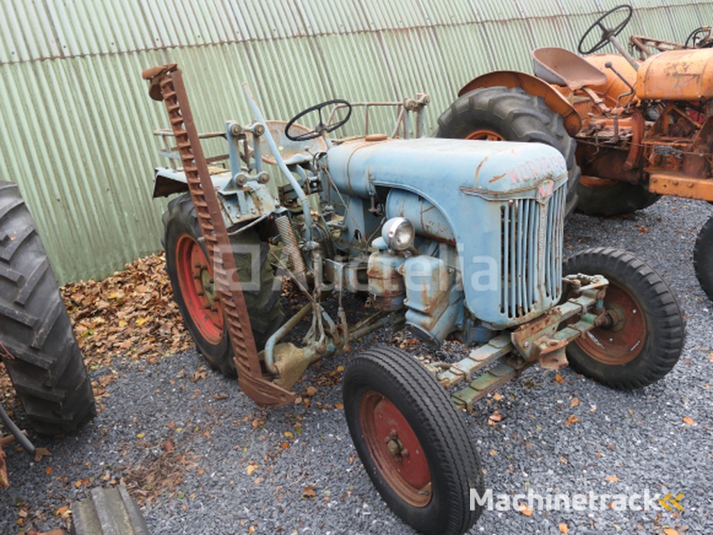 Normag Kornett II landbouwtractor + zijmaaierstang (VIN:19010271952)
