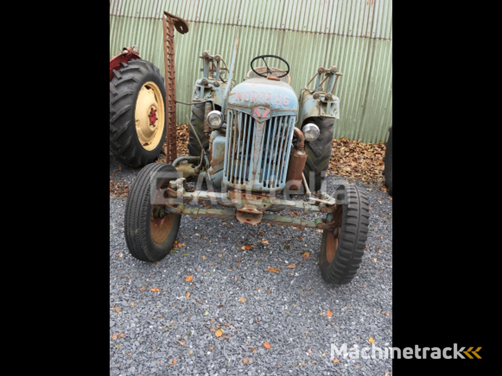 Normag Kornett II landbouwtractor + zijmaaierstang (VIN:19010271952)