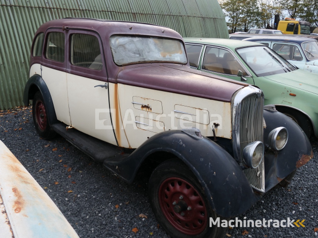 Antieke auto om Peugeot Peugeot 301 te restaureren (VIN: 39085)