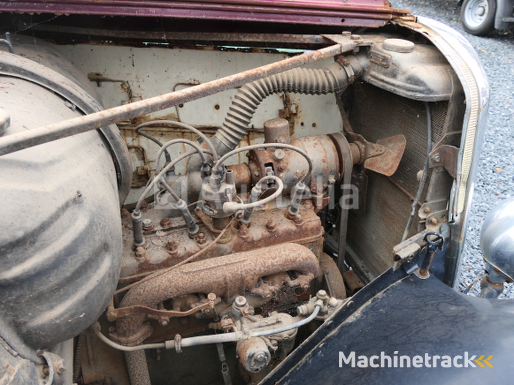 Antieke auto om Peugeot Peugeot 301 te restaureren (VIN: 39085)