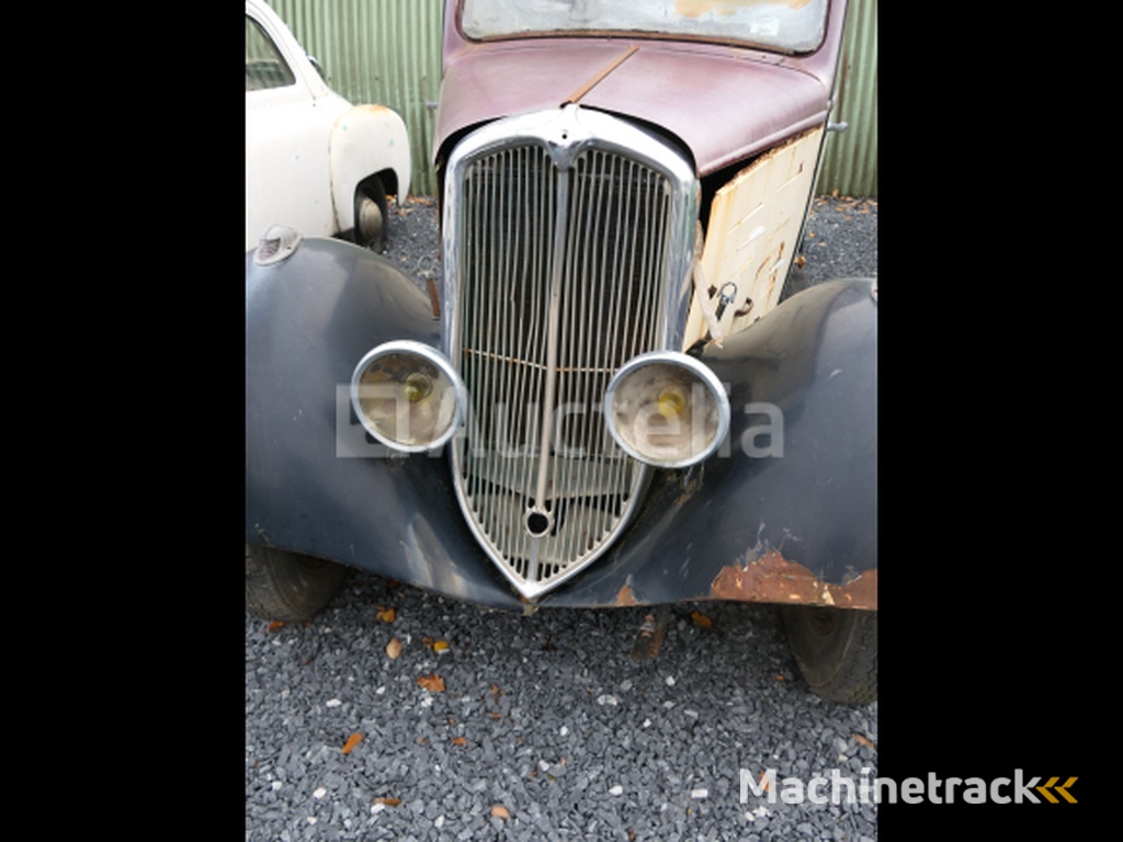 Antieke auto om Peugeot Peugeot 301 te restaureren (VIN: 39085)