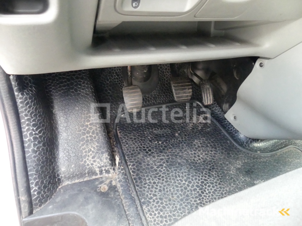 Renault Trafic minibus (2011-154.800 km)