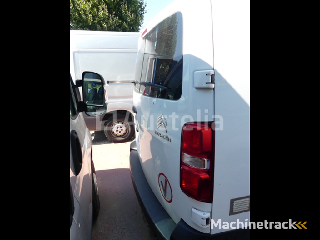 Utility dubbele cabine Citroën jumpy (2018-146.006 km) - (REF AUCTELIA 010470-019)