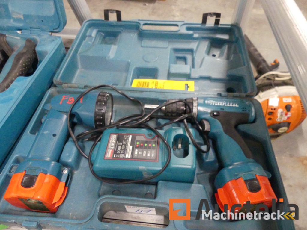 Schroevendraaier op batterijen - Klopboren (9714-047)