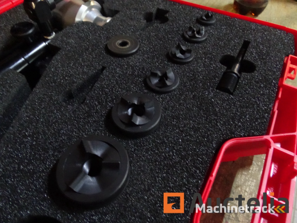 Sleufponsset met hydraulisch handgereedschap HOLEX