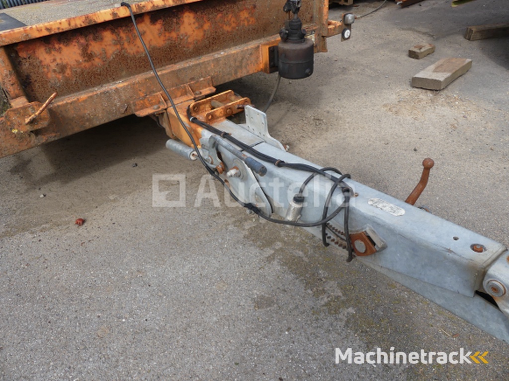 Macer machine aanhangwagen