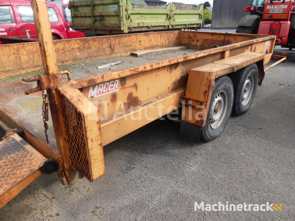Macer machine aanhangwagen