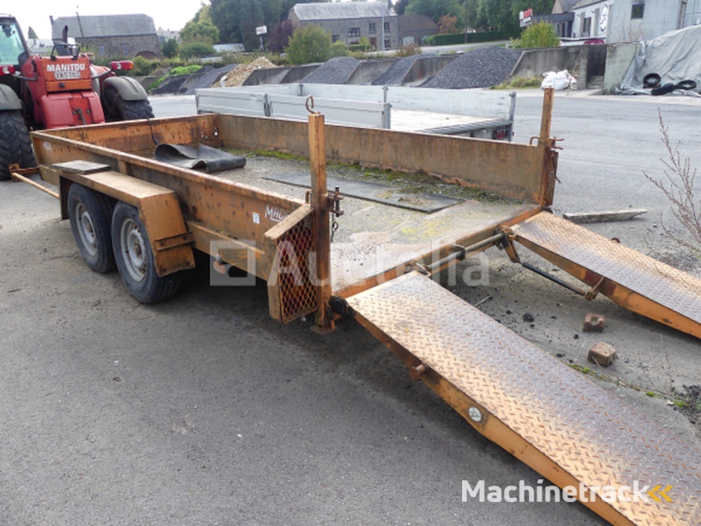 Macer machine aanhangwagen