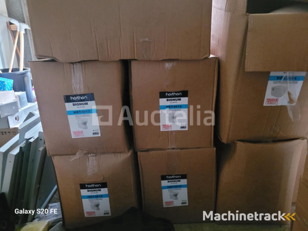 Porseleinen toiletpot HERTON ca. 30 STUKS