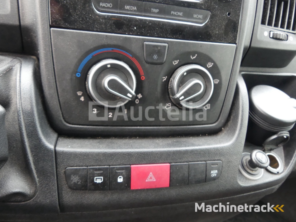 Peugeot Boxer multicab bestelwagen (2015-159.750 km)