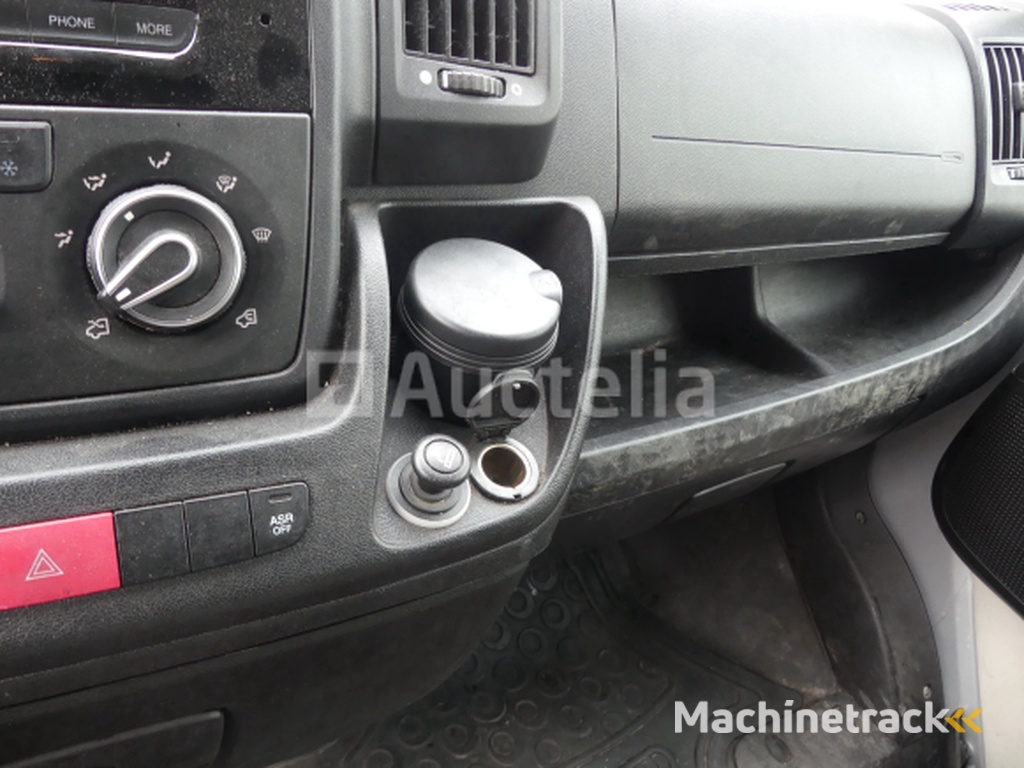 Peugeot Boxer multicab bestelwagen (2015-159.750 km)