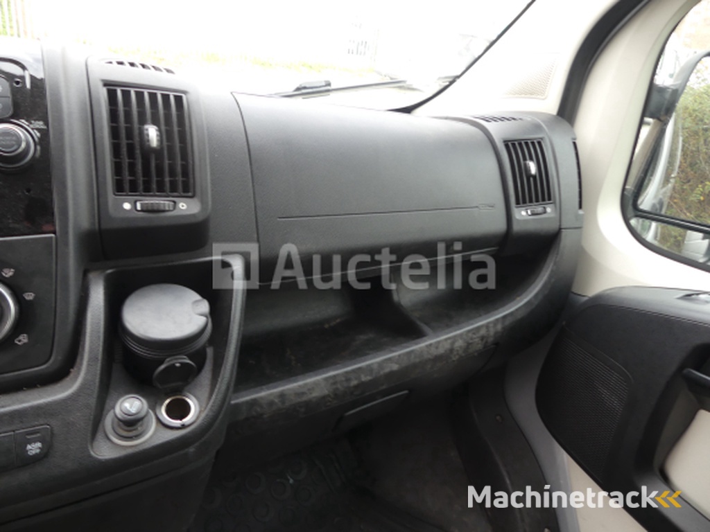 Peugeot Boxer multicab bestelwagen (2015-159.750 km)