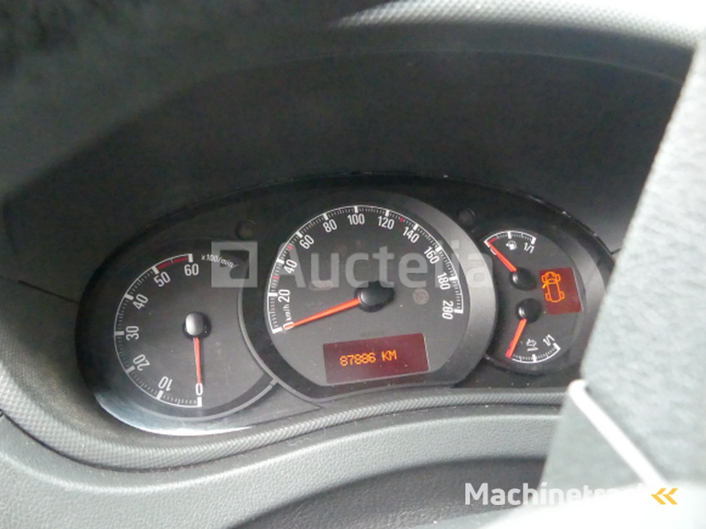 Opel Movano bestelwagen met multicab (2019-87.886 km)