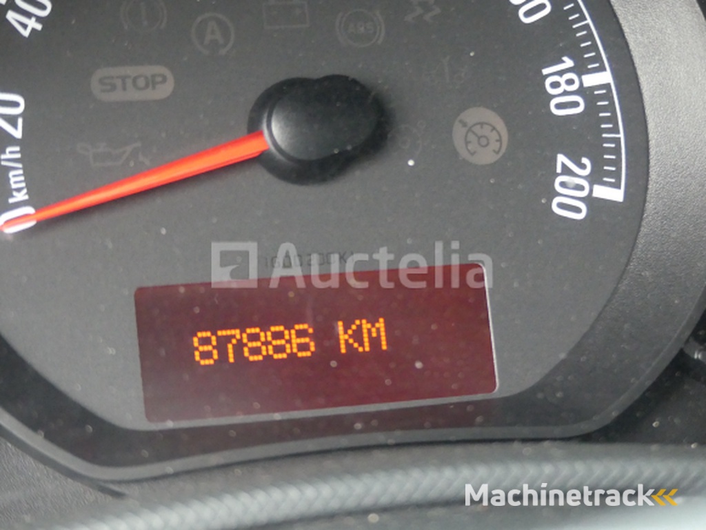 Opel Movano bestelwagen met multicab (2019-87.886 km)