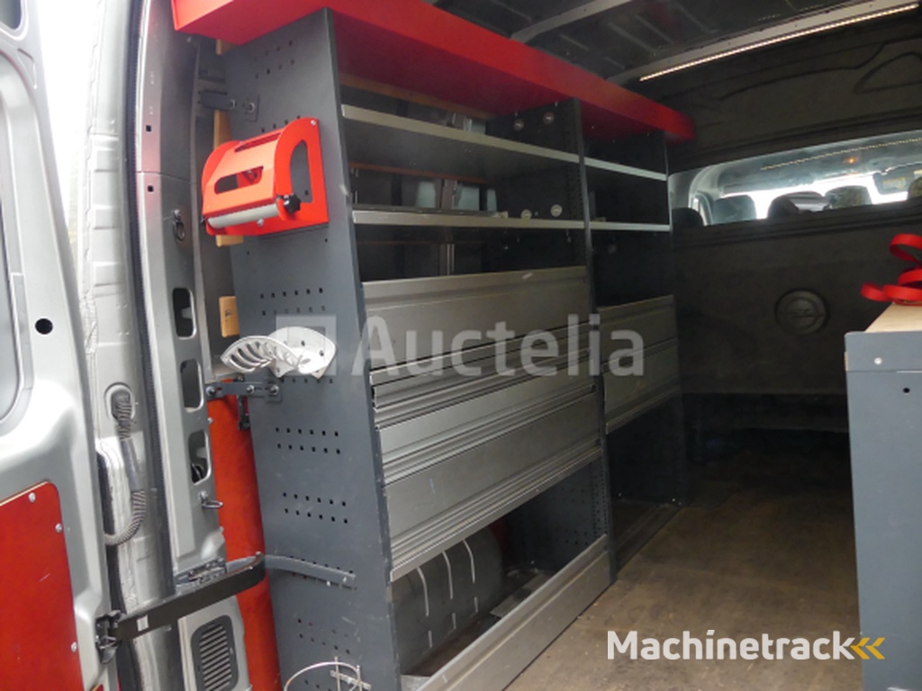 Opel Movano bestelwagen met multicab (2019-87.886 km)