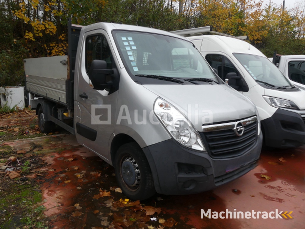 Opel Movano drieweg bestelwagen