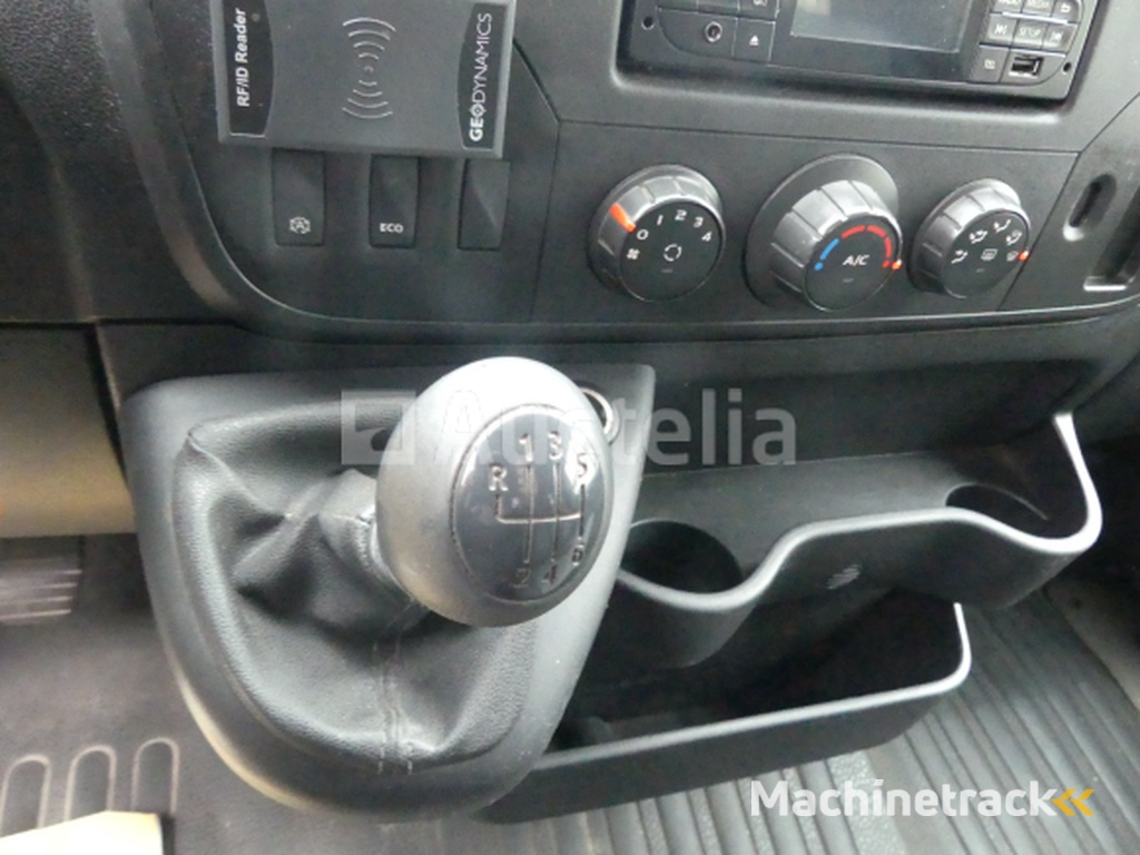 Opel Movano drieweg bestelwagen