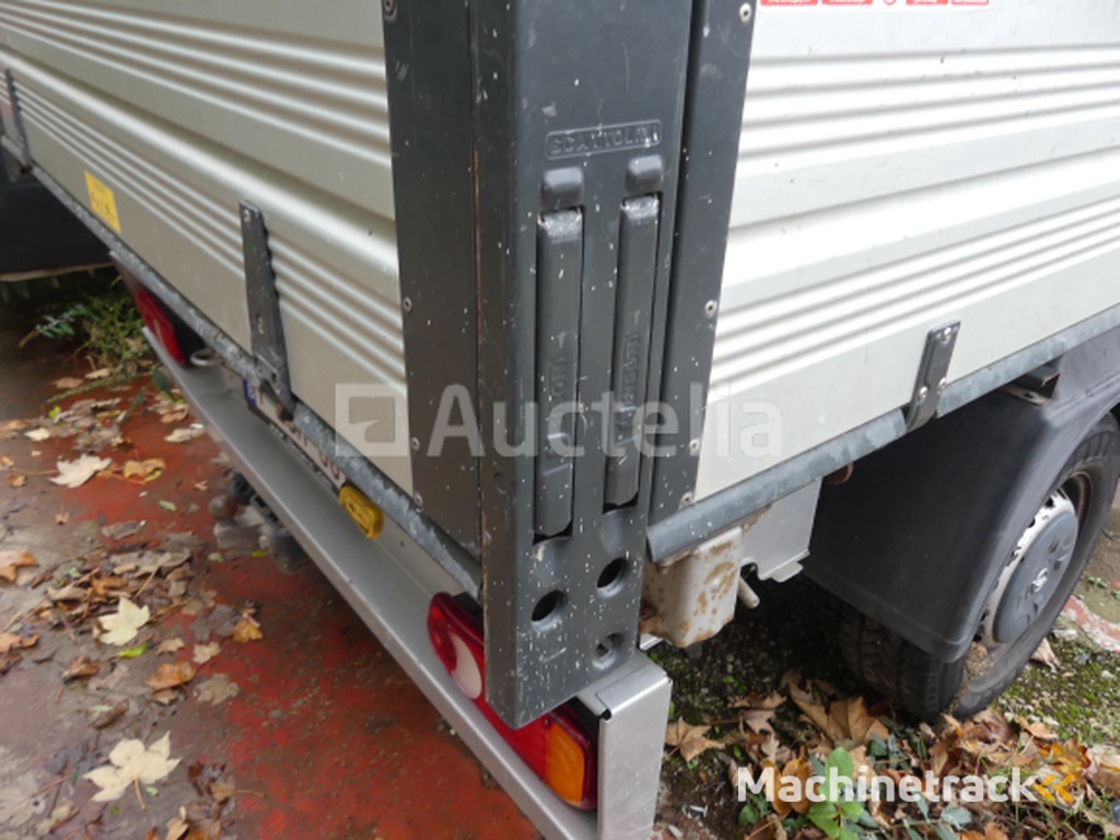 Opel Movano drieweg bestelwagen