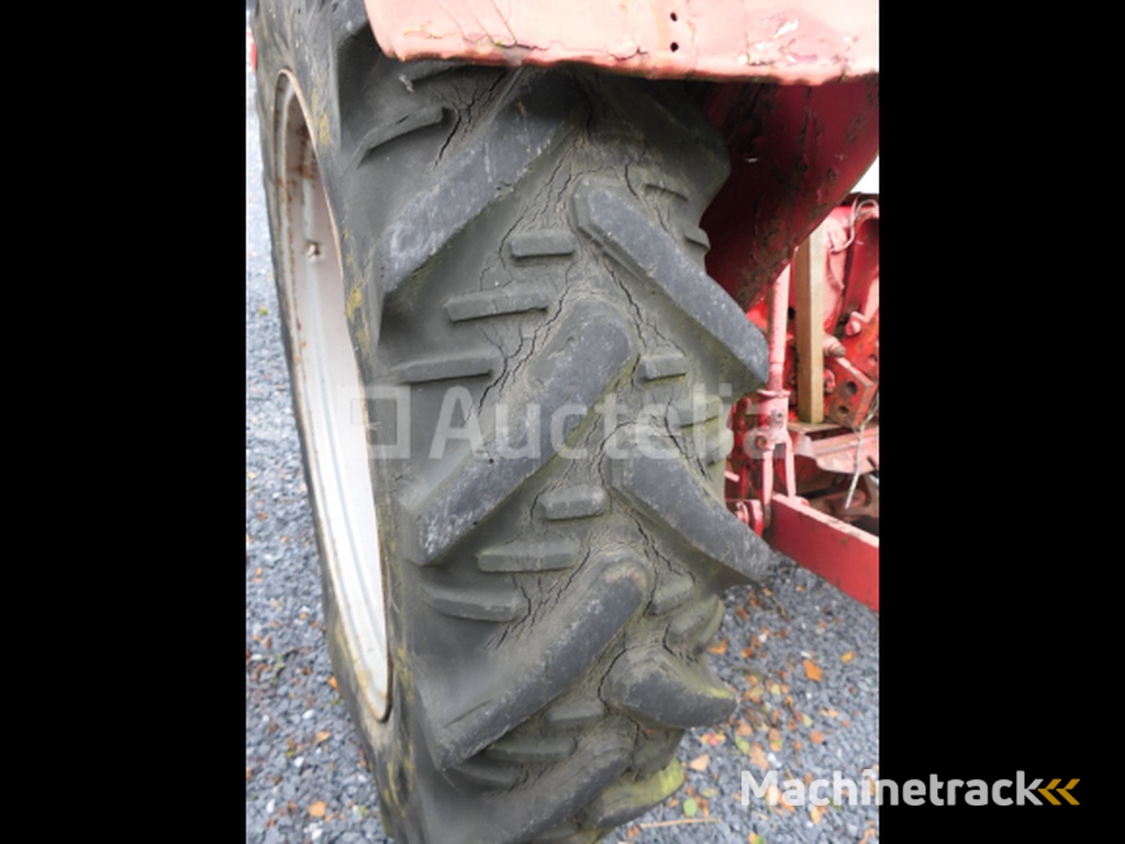 International Harvester Landbouwtractor (VIN:NT362374)